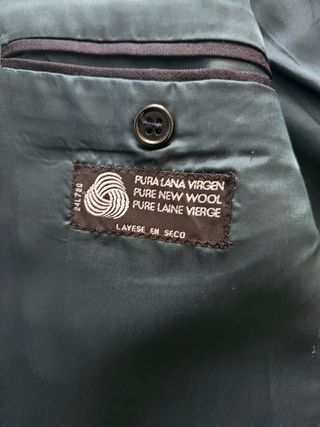 Americana azul marino - talla 54R. 