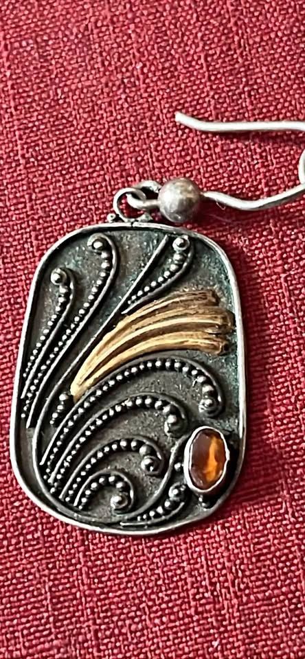 Orecchini in argento pendente con quarzo