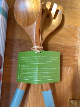 Lote Utensilios cocina: cucharas, tenedores, molde