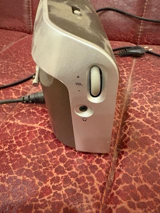Radio Grundig Portátil - Marrón/Plata