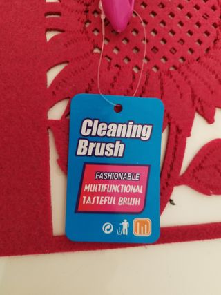 Spazzola per pentole nuova