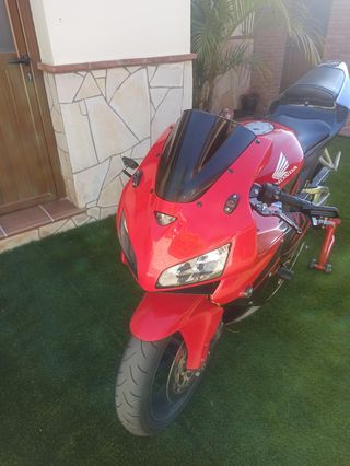 Honda CBR 600RR - Moto deportiva