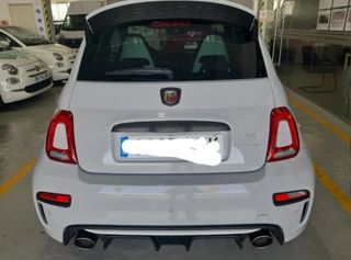 Abarth 695 2022
