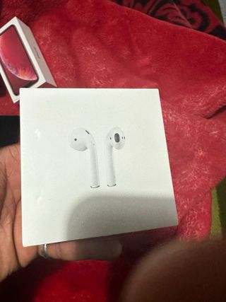 iPhone y airpods cajas - Apple