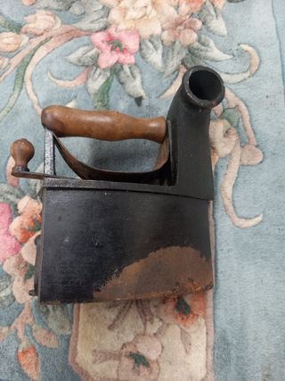 Plancha antigua carbón - chimenea