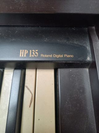 Piano Roland