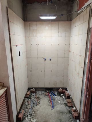 Solado y alicatado MYTO