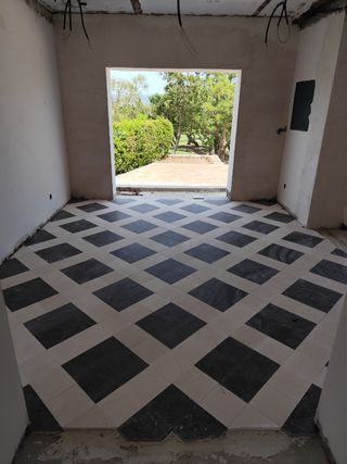 Solado y alicatado MYTO