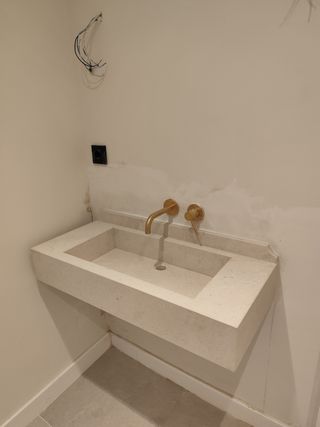 Solado y alicatado MYTO