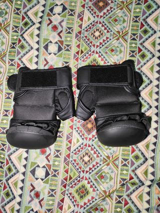 Guantes MMA Buddha - Negro