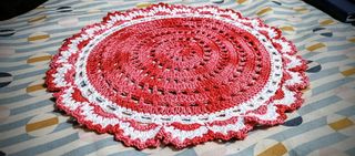 Centrotavola / centrino all'uncinetto