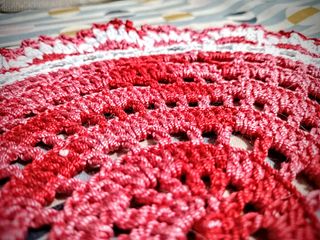 Centrotavola / centrino all'uncinetto