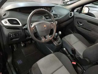 Renault Scenic 1.5 dCi Selection 70 kW (95 CV)