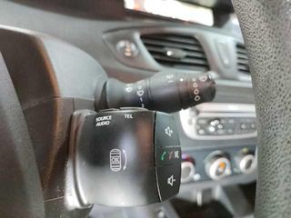 Renault Scenic 1.5 dCi Selection 70 kW (95 CV)