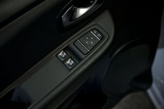 Renault Clio   Business dCi 55kW 75CV 18 