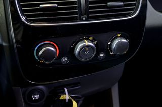 Renault Clio   Business dCi 55kW 75CV 18 