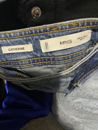 Vaqueros acampanados azules