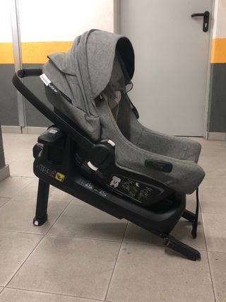 Bugaboo Turtle Air by Nuna Gris