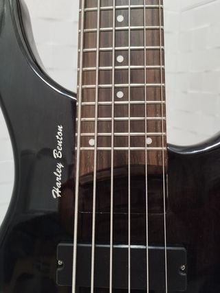 Bajo eléctrico Harley Benton 6 cuerdas