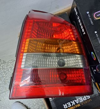 Piloto trasero Opel Astra