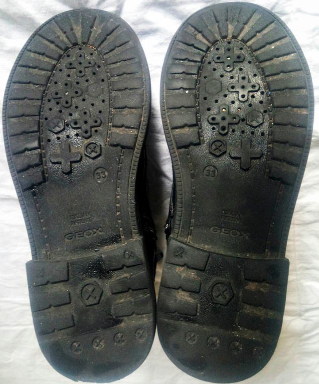 Botas Geox Talla.33 + DESCUENTO + REGALO