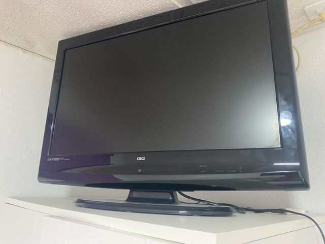 TV OKI 32" - Modelo V26A H