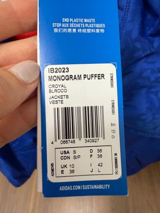 Monogram Puffer Azul eléctrico Adidas