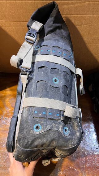 Alforjas Mosko Moto Backcountry 35L + HERRAJES 