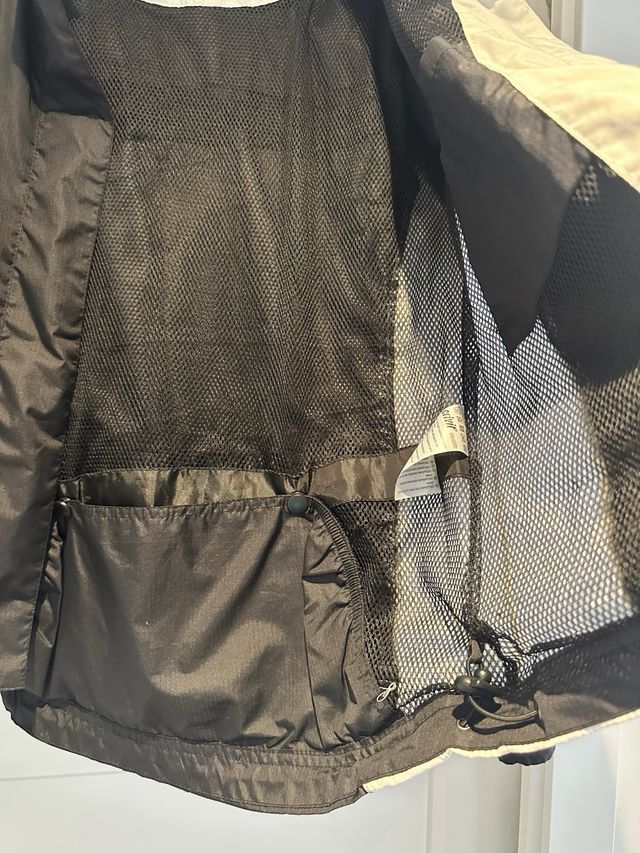 Chubasquero ciclismo mujer blanco-negro