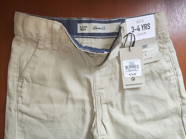 Short Nuevo etiquetas talla 3-4años