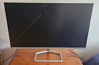 Monitor HP M24FW - Ecrã partido