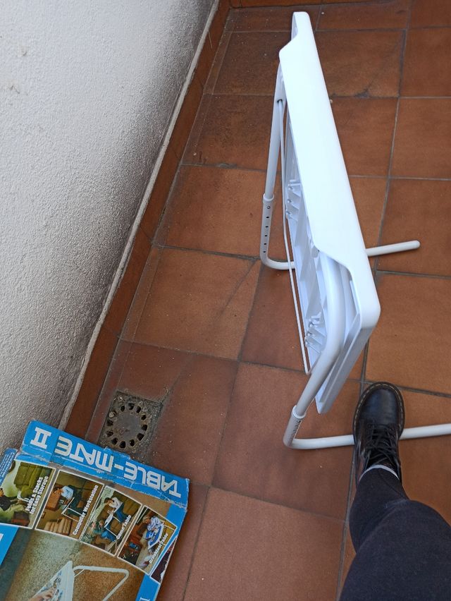 Tavolo pieghevole bianco - Ausiliare