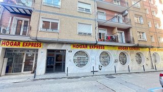 Local comercial en venta en Ca n'Aurell en Terrassa