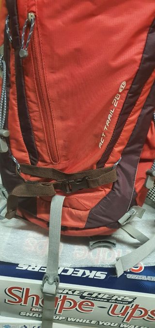 Zaino Deuter Trail 28L rosso