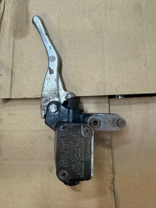 Bomba freno Yamaha Aerox