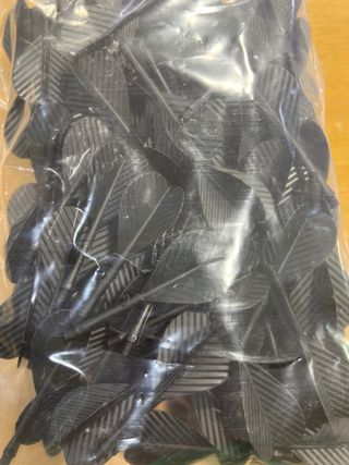 100 Aletas Fly Fast dardos HT Series - Negras
