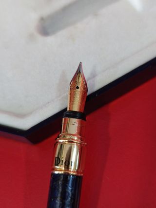 Pluma Christian Dior vintage