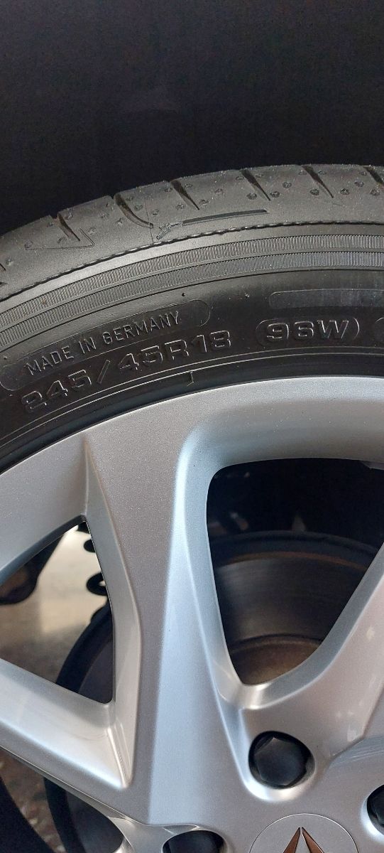 Neumáticos good year,