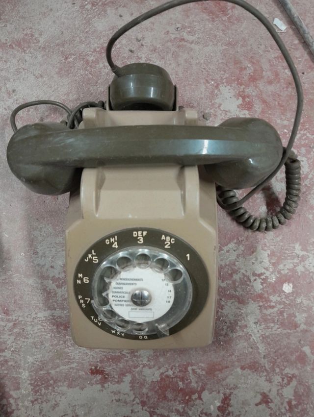 Teléfono francés vintage