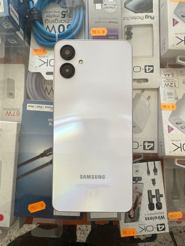 Samsung Galaxy A06 bianco 64 GB
