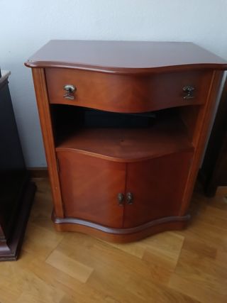 Mueble TV madera marrón