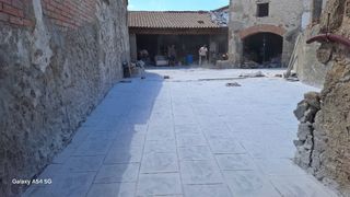 SOLERAS DE HORMIGÓN IMPRESO Y PULIDO