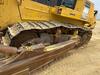 BULLDOZER KOMATSU D 275 AX.