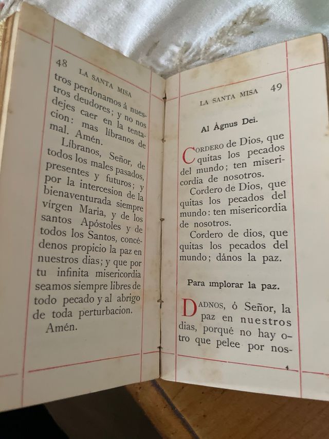 Misal antiguo de bolsillo