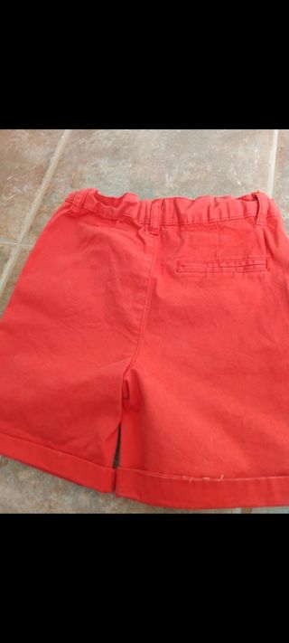 Shorts rojos niño