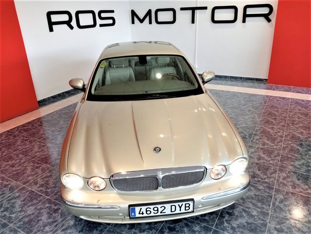 JAGUAR XJ 6 D 2.7D / 270CV Automático / 2006