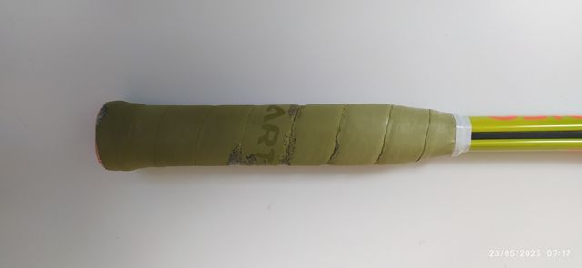 Raqueta Squash Artengo + 2 pelotas + funda