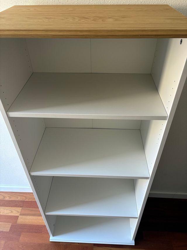 Estante branco Preço negociável