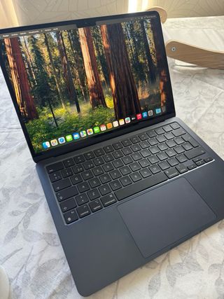 MacBook Air M2 negro