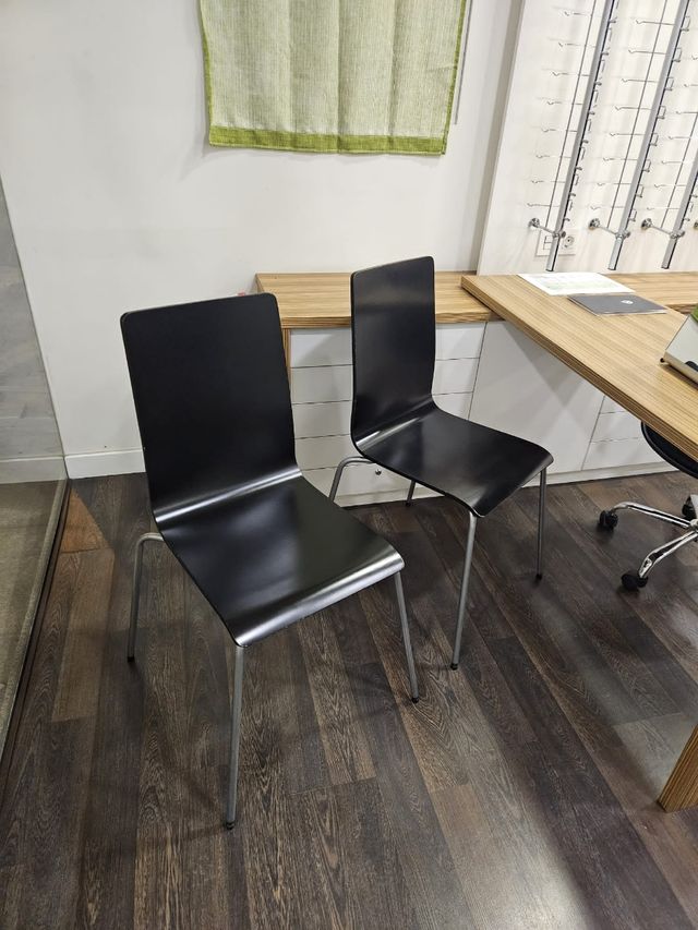 Mobiliario Óptica - Recepción en perfecto estado.